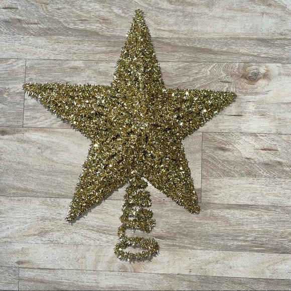 Gold tinsel Christmas tree star topper - Picture 1 of 1